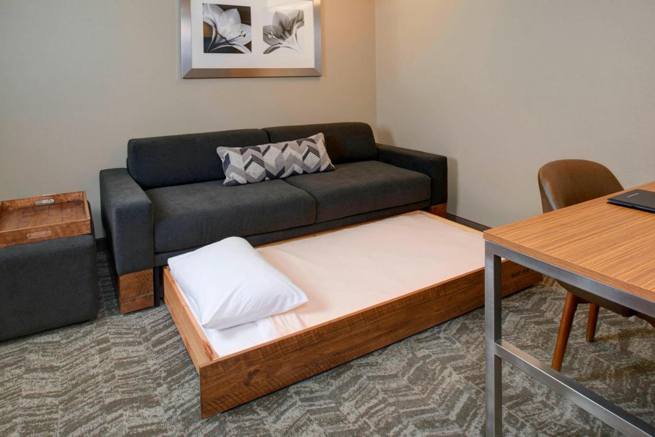 Springhill Suites St. Louis Brentwood Exterior foto