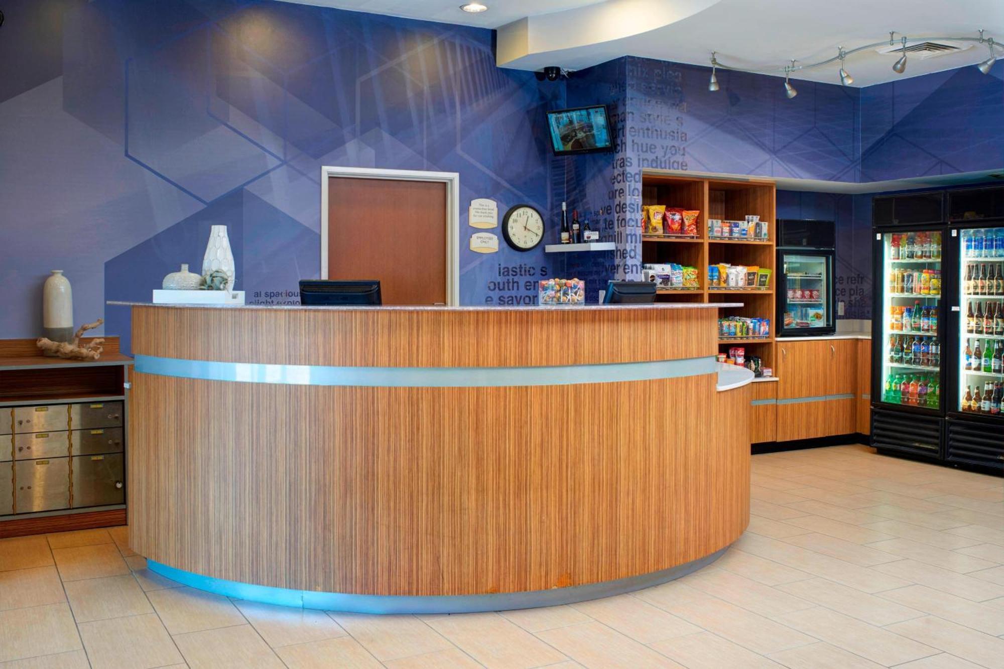 Springhill Suites St. Louis Brentwood Exterior foto